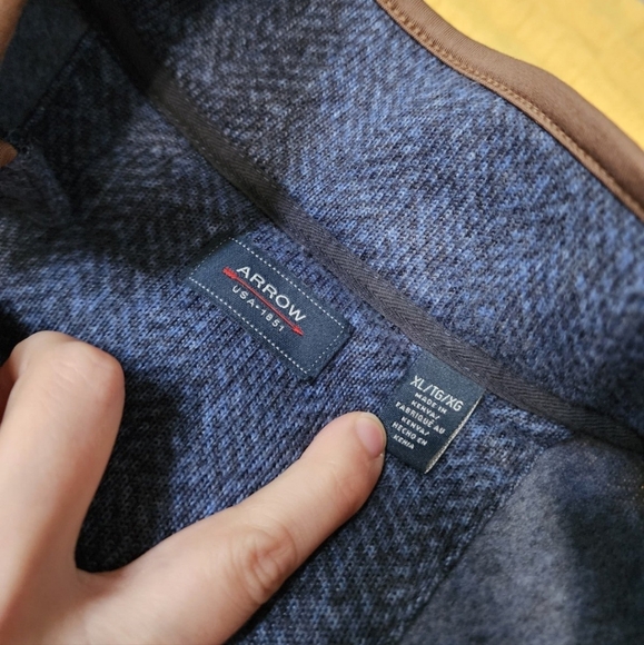 Arrow quarter snap pullover - Picture 4 of 4